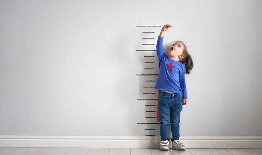 Hàm lượng chất dinh dưỡng có trong sữa Clinutren Junior giúp bé cao lớn hơn