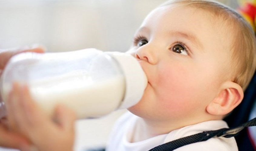 Khắc phục tình trạng dị ứng sữa bò của trẻ