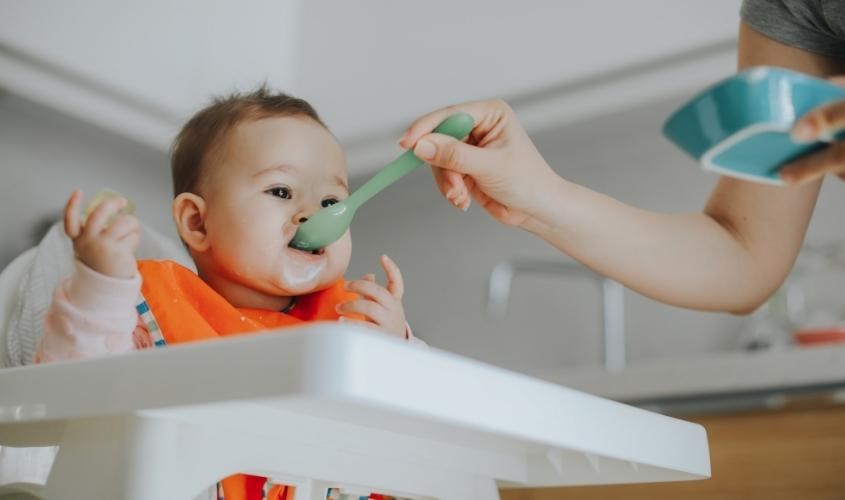 Bố mẹ nên tăng cường bổ sung các chất dinh dưỡng khi con bị ốm