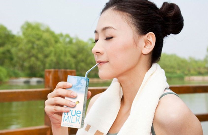 Sữa tươi TH true MILK không đường 180 ml