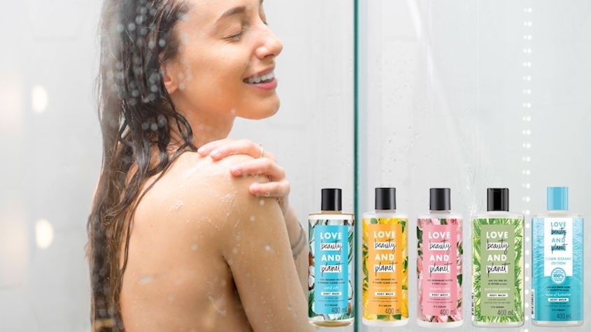 Sữa tắm Love Beauty and Planet với 5 mùi hương