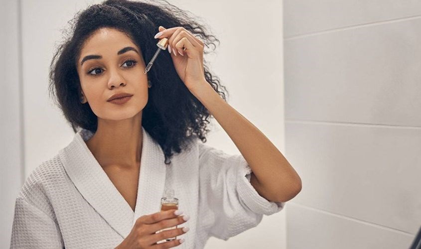 Làm dịu làn da bỏng nắng