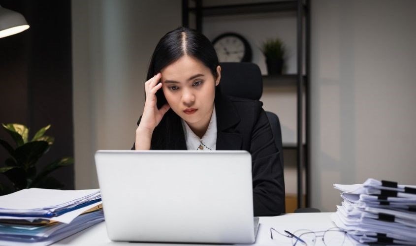 Phụ nữ càng lớn tuổi càng khó thụ thai. Nguồn: Internet