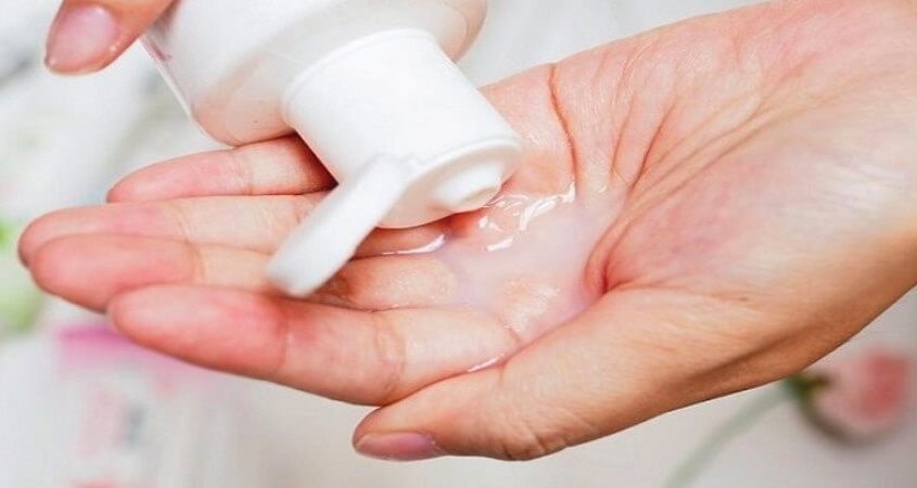 Hướng dẫn sử dụng dung dịch vệ sinh phụ nữ Dạ Hương Hướng dẫn sử dụng dung dịch vệ sinh phụ nữ Dạ Hương