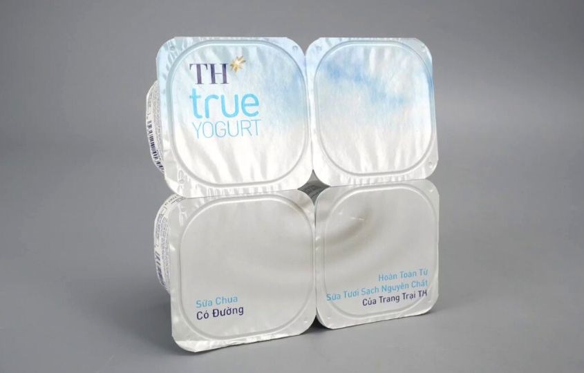 Lốc 4 hộp sữa chua có đường TH true YOGURT 100g (từ 1 tuổi)