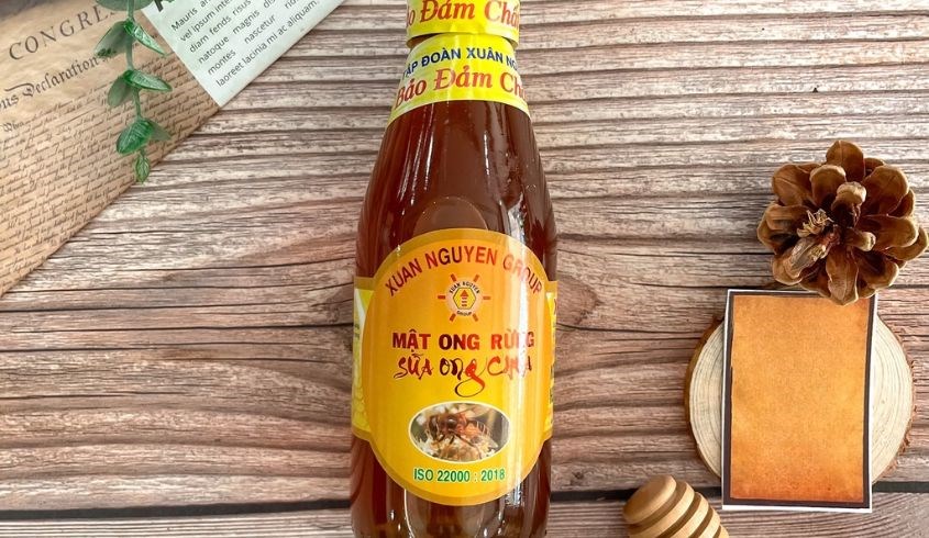 Mật ong rừng nguyên chất pha sữa ong chúa Xuân Nguyên 200 ml