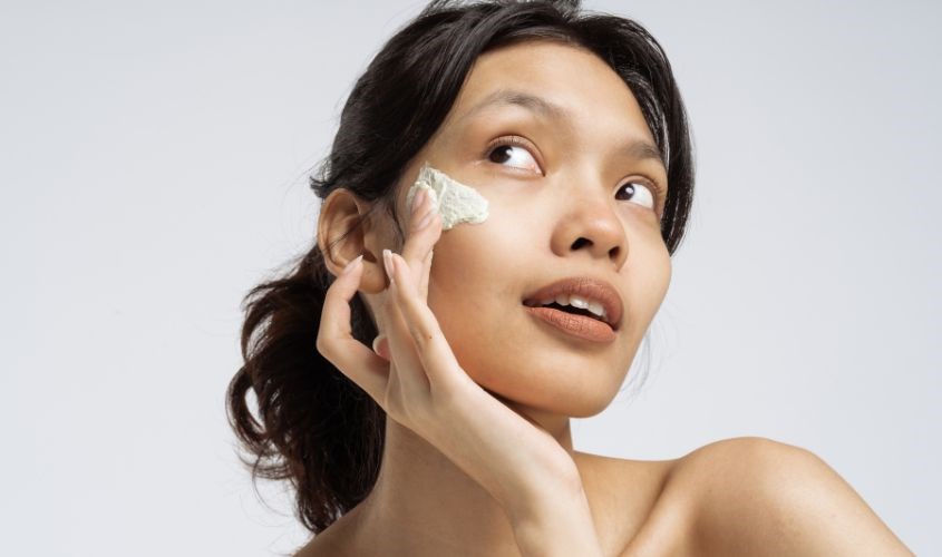 Sử dụng sản phẩm kem dưỡng ẩm Klairs