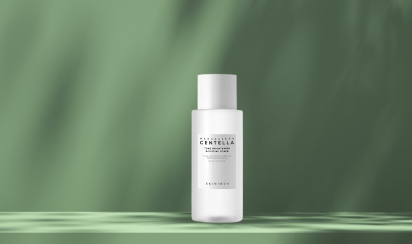 Toner tăng cường dưỡng sáng da Skin1004 Madagascar Centella Tone Brightening Boosting 210 ml 