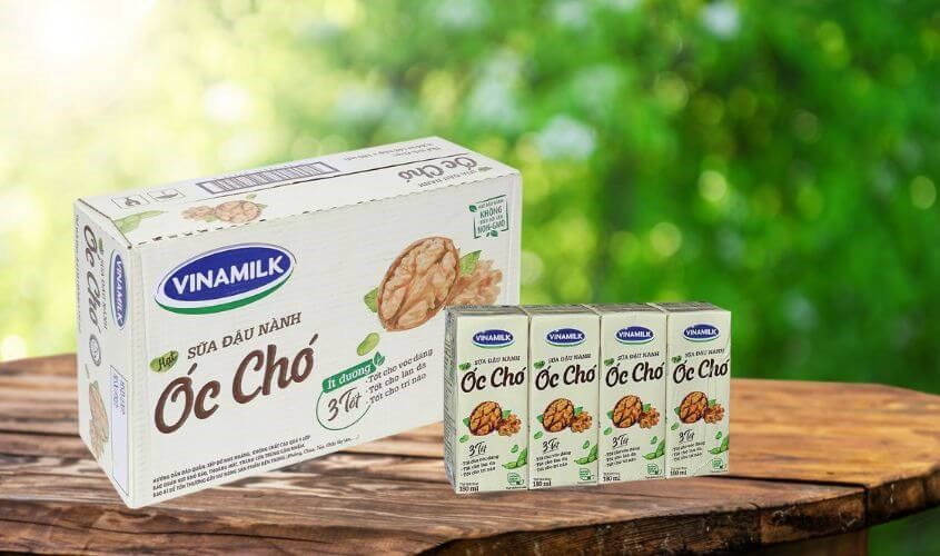 Sữa đậu nành hạt óc chó Vinamilk 180 ml giúp bé mắt sáng tinh anh