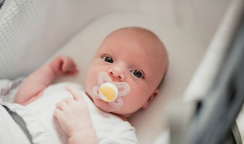 Uống sữa hạt giúp bé có đôi mắt tinh anh