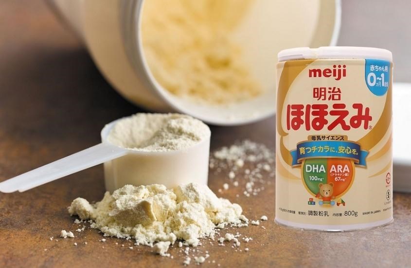 Sữa bột nội địa Nhật Meiji Hohoemi Milk vị nhạt thanh 800g (0 - 12 tháng)