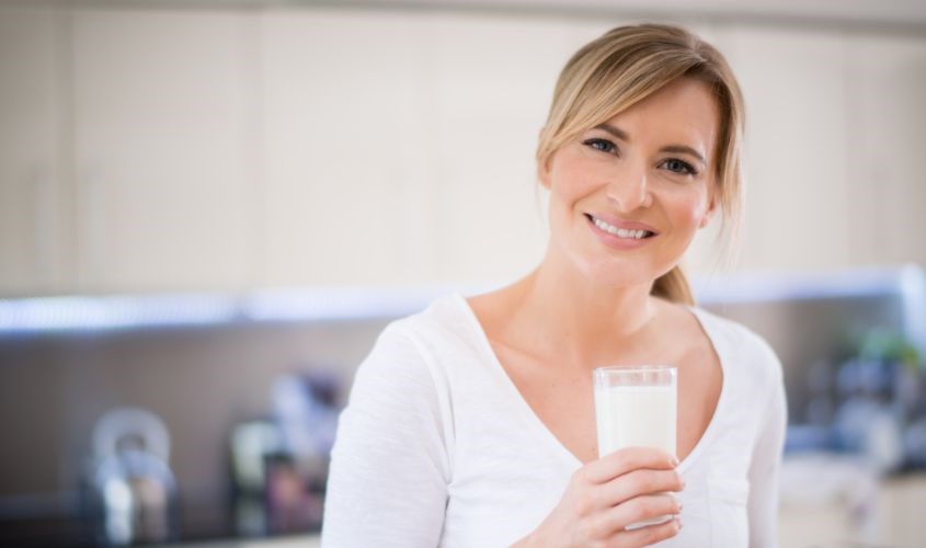 Sử dụng 2 ly sữa Ensure mỗi ngày