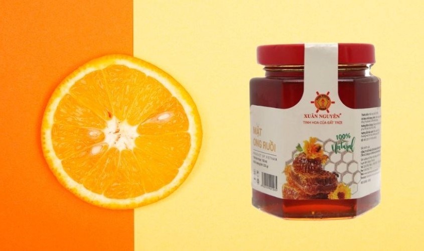 Thay vì dùng đường, hãy pha nước cam với mật ong ruồi nguyên chất Xuân Nguyên 160 ml