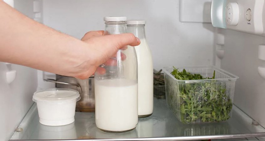 Sữa sau khi mở nên dùng trong vòng 48 tiếng Sữa sau khi mở nên dùng trong vòng 48 tiếng