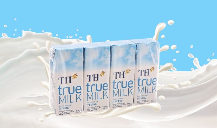 Lốc 4 hộp sữa tươi tiệt trùng TH true MILK không đường 180 ml (từ 1 tuổi)