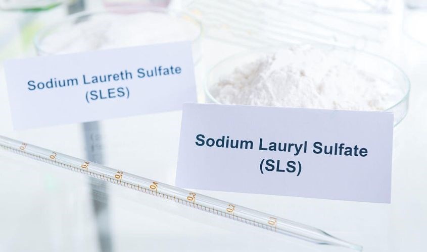 Sulfate trong dầu gội đầu là một nguyên nhân gây ra dị ứng