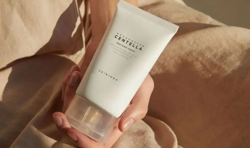 Kem dưỡng ẩm chiết xuất Rau Má Skin1004 Madagascar Centella Soothing 75 ml Kem dưỡng ẩm chiết xuất Rau Má Skin1004 Madagascar Centella Soothing 75 ml
