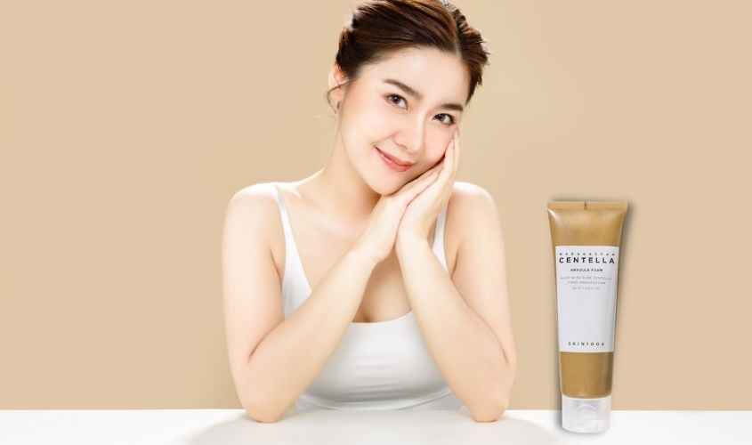 Sữa rửa mặt chiết xuất rau má Skin1004 125 ml giúp da đẹp hơn