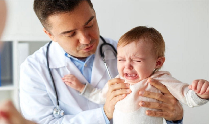 Đưa trẻ đến bệnh viện nếu trẻ bị khó thở, khò khè