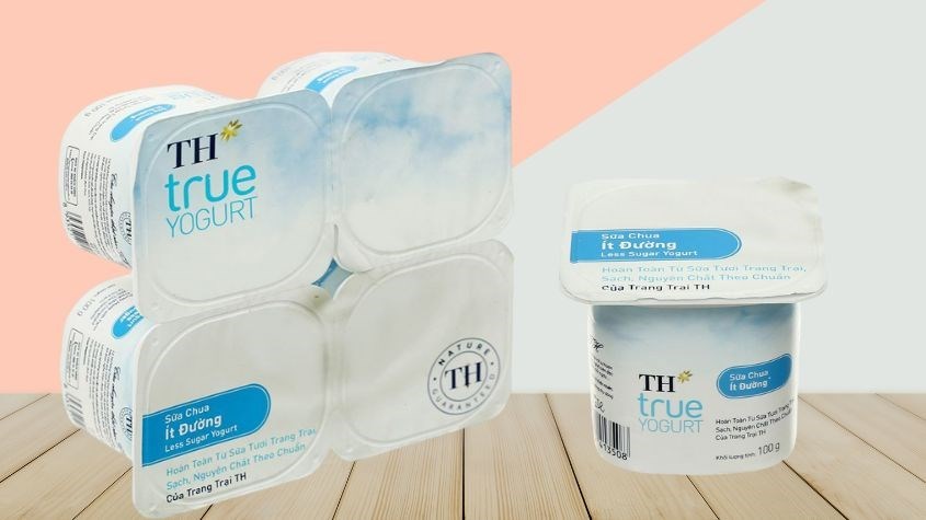 Lốc 4 hộp sữa chua ít đường TH true YOGURT 100g