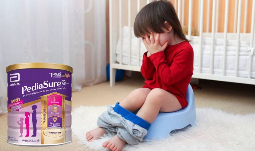 Trong sữa chứa chất xơ hòa tan FOS giúp hạn chế táo bón