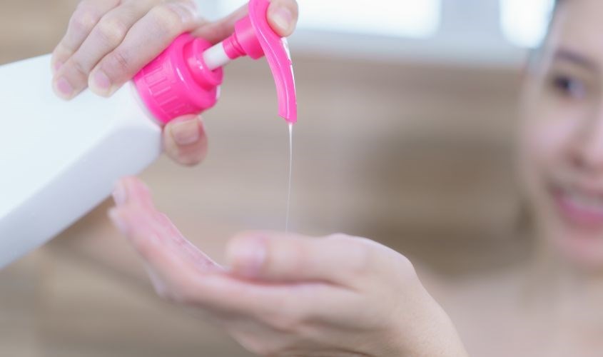 Sữa tắm Lifebuoy cung cấp độ ẩm cần thiết và những dưỡng chất thiết yếu