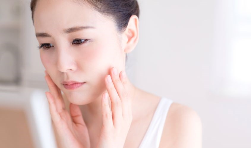 Nước muối sinh lý có thể dùng cho da nhạy cảm