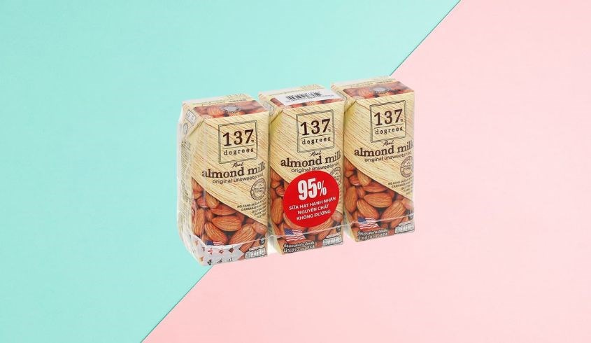 Lốc 3 hộp sữa hạt hạnh nhân không đường 137 Degrees 180 ml (từ 1 tuổi)