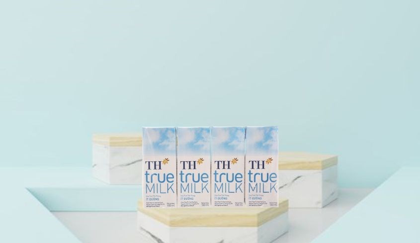 Lốc 4 hộp sữa tươi TH true MILK ít đường 180 ml (từ 1 tuổi)