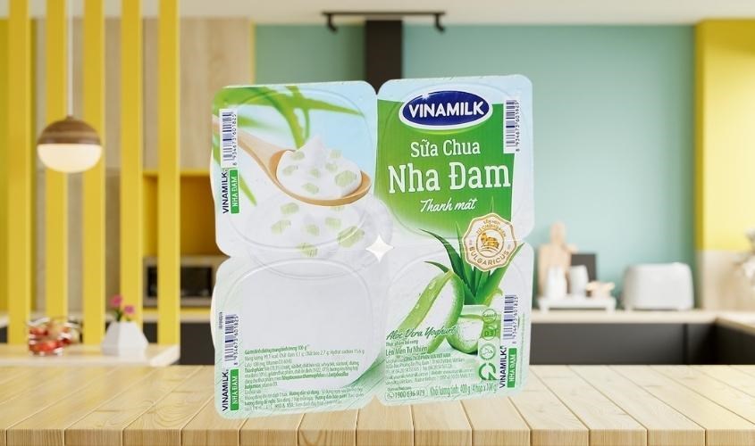 Lốc 4 hộp sữa chua trái cây Vinamilk vị nha đam 100g