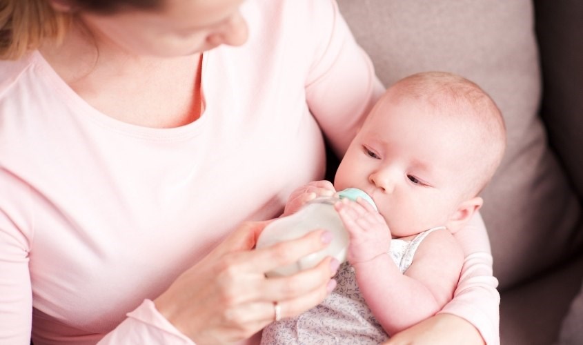 Mẹ cần đặc biệt chú ý về dinh dưỡng cho bé sinh non