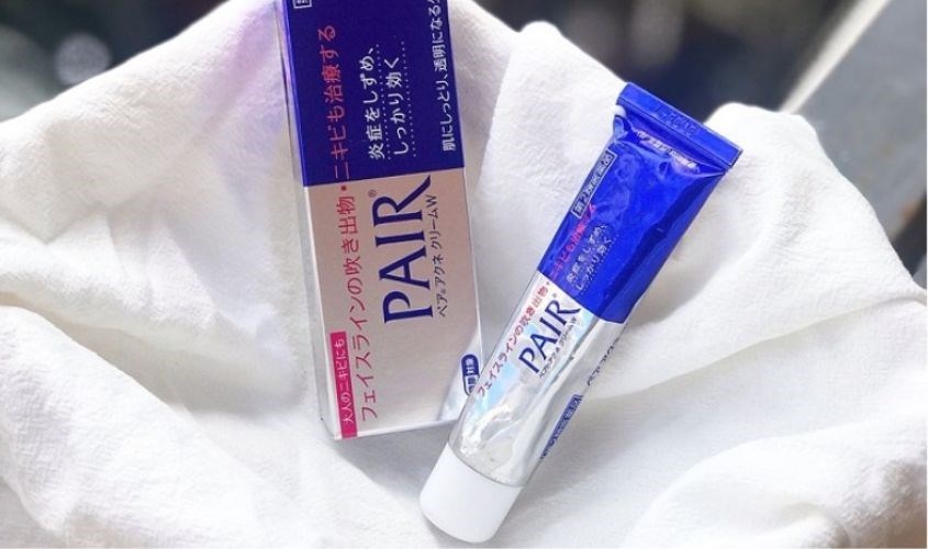 Kem trị mụn ẩn Pair Acne Lion Cream