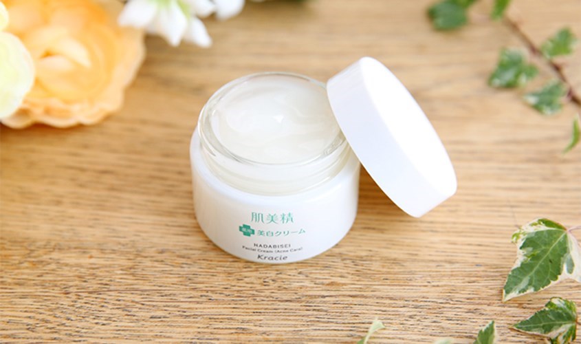  Kem trị mụn ẩn Kracie Hadabisei Acne