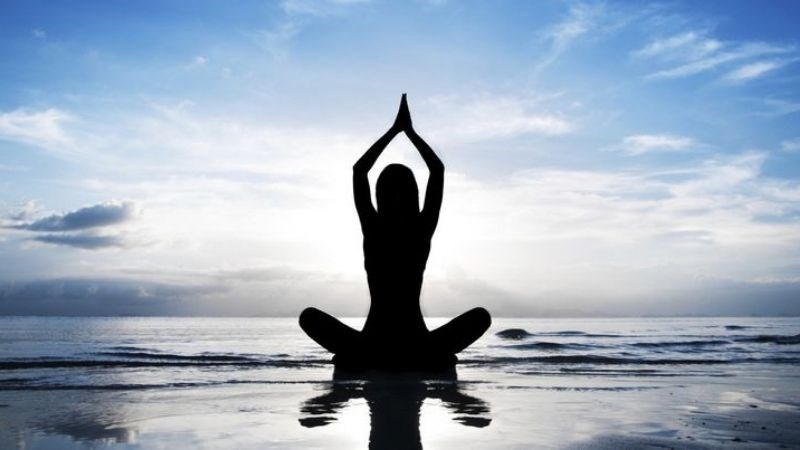 Thiền và yoga giúp giảm căng thẳng và lo lắng