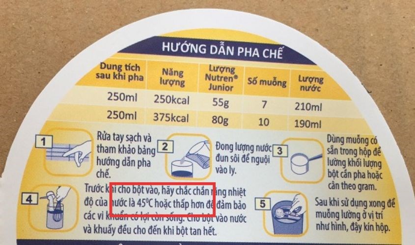 Trước khi pha sữa bố mẹ hãy đọc kỹ hướng dẫn trên bao bì