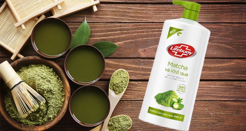 Sữa tắm Lifebuoy matcha và khổ qua trị mụn lưng hương dịu nhẹ 831 ml