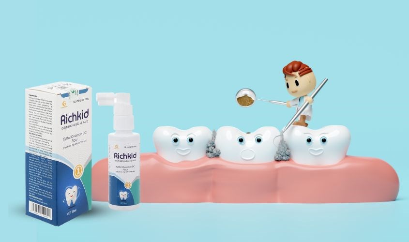 Lọ xịt Richkid chống sâu răng
