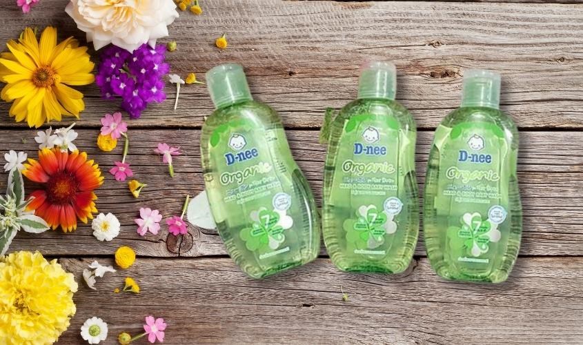 Dầu tắm gội cho bé D-nee Organic chiết xuất rau má 200 ml