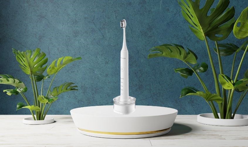 Bàn chải điện Lock&Lock có thiết kế tinh tế, kích thước nhỏ gọn