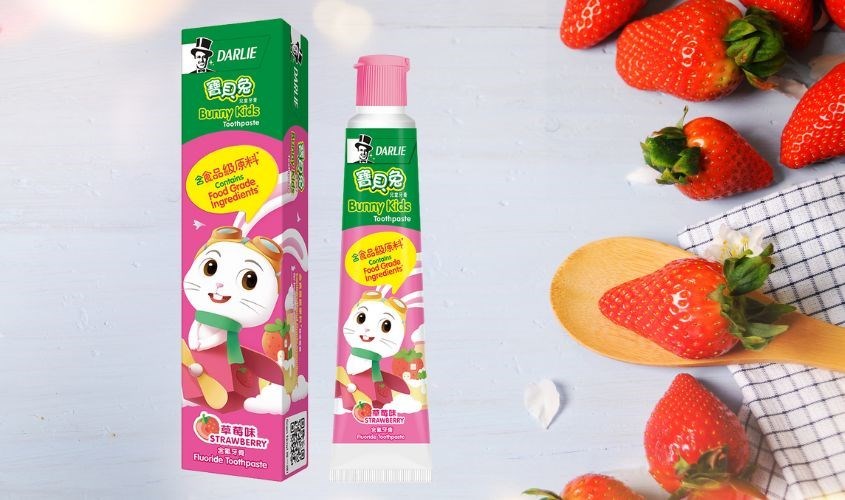 Kem đánh răng cho bé Darlie hương dâu 40g