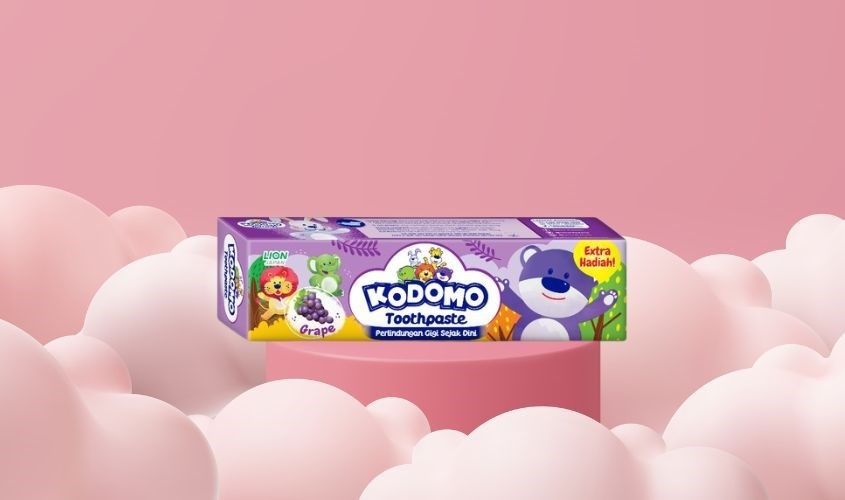 Kem đánh răng Kodomo cho bé
