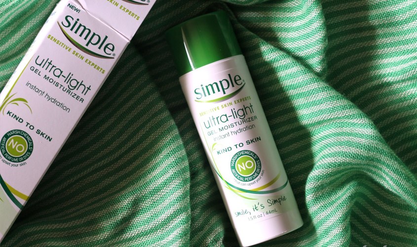 Kem dưỡng ẩm Simple Ultra Light Gel Moisturizer