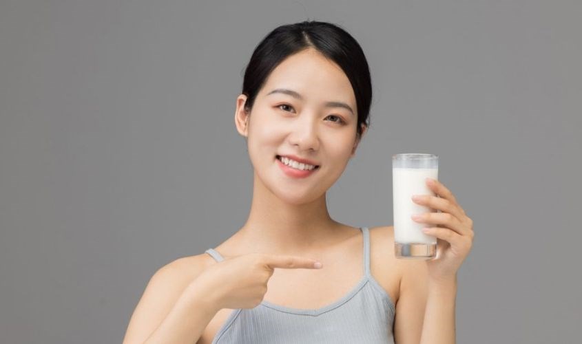 Sữa Anlene được sản xuất theo công thức ít béo so với sữa khác