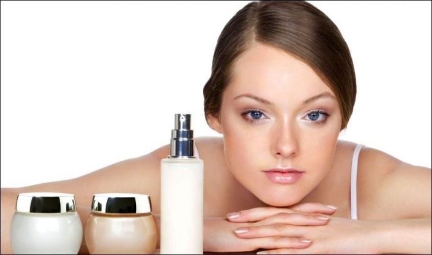 Dùng sai mỹ phẩm sẽ gây hại cho da mặt