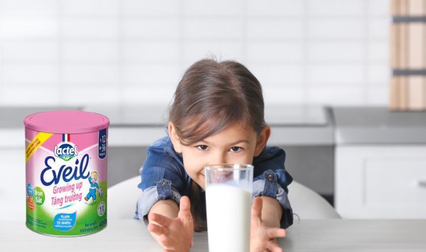 Sữa Lactel Eveil có vị ngọt thanh cùng mùi thơm đặc trưng