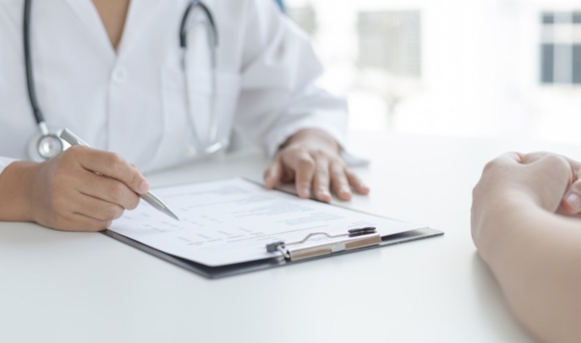 Sự hỗ trợ chuyên môn là điều quan trọng cho sự khỏe mạnh của mẹ bầu. 