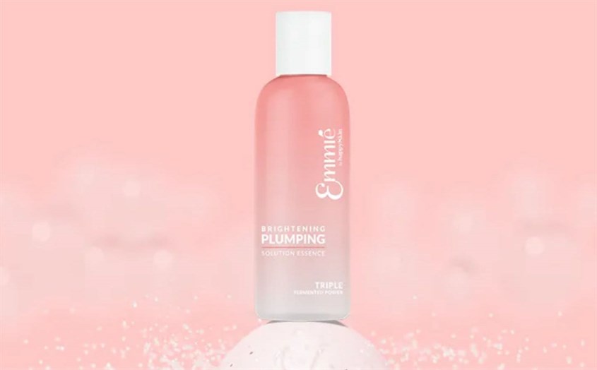 Nước thần dưỡng sáng và căng mọng da Emmié Brightening Plumping 230 ml 