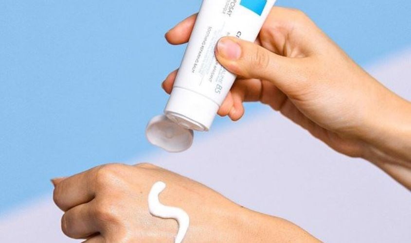 Một số lưu ý khi dùng kem dưỡng La Roche-Posay B5 để tránh bị nổi mụn