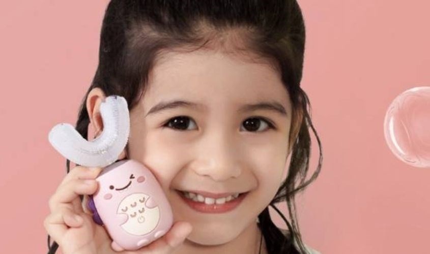 Bàn chải đánh răng chữ u sở hữu 3 chế độ thông minh