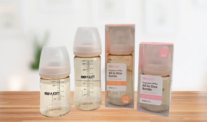 Bình sữa Moyuum có 2 loại